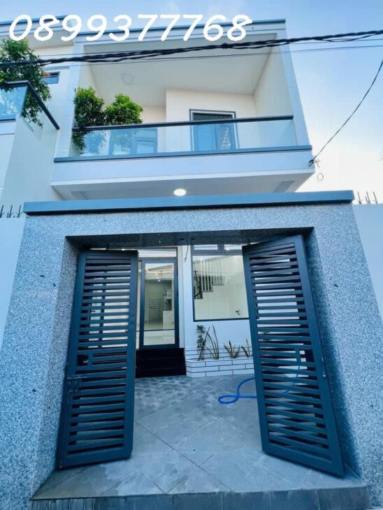 Bán nhà đẹp 2 mặt tiền Vĩnh Ngọc Nha Trang ô tô tận nơi