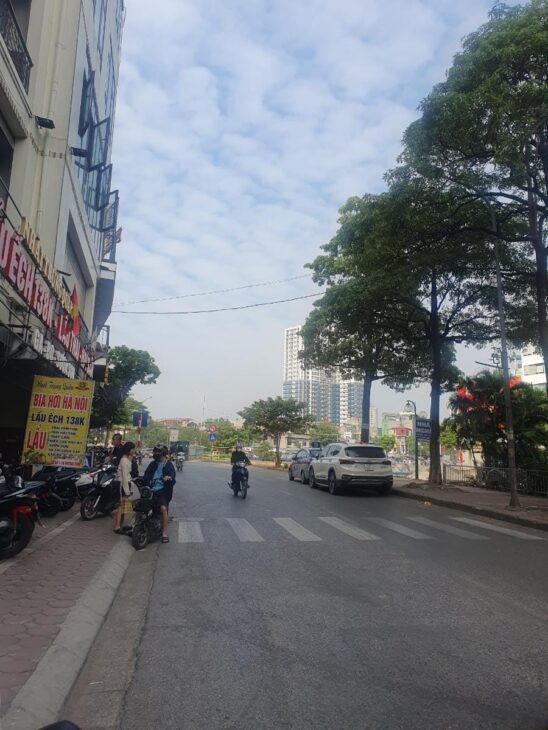 Chỉ hơn 1 tỷ có HK Hà Nội Vào ở luôn đón tết – CC Mặt Phố Thượng ĐÌnh – Vỉa hè – Vew cực đẹp –