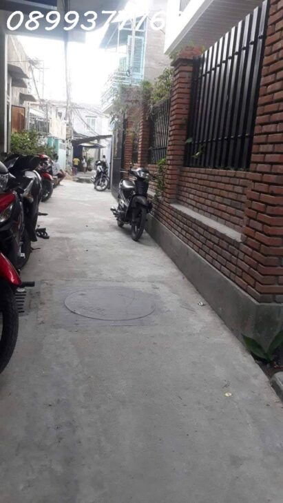 Bán nhà 2 tầng hẻm Hòn Chồng Nha Trang giá chỉ 1ty950