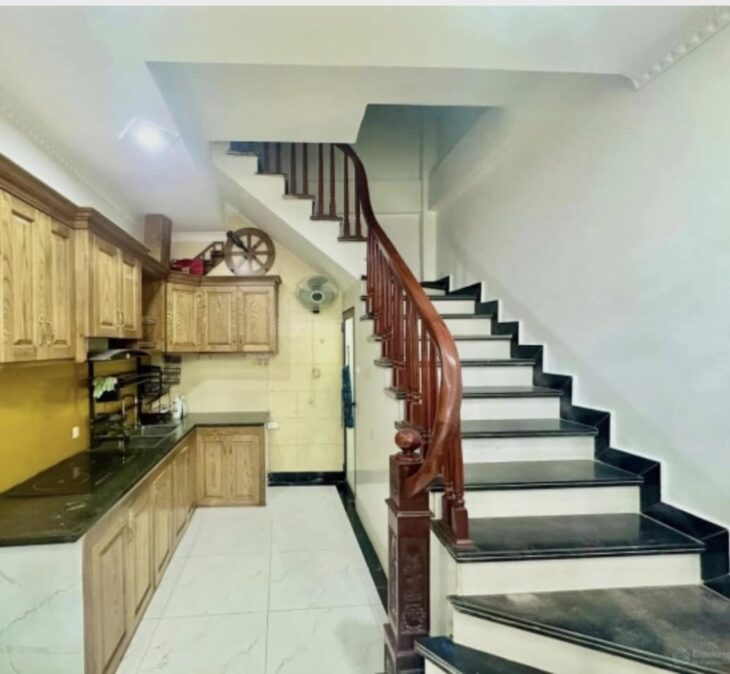 BÁN NHÀ DÂN XÂY PHỐ LÊ LỢI HÀ ĐÔNG, GẦN PHỐ, MẶT TIỀN RỘNG THÊNH THANG. DT 50M2, HƠN 7 TỶ. XÁCH