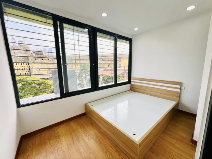 Cần bán căn hộ tập thể Bách Khoa, phố Thanh Nhàn, 60m2, Full nt.Hơn 2 tỷ.