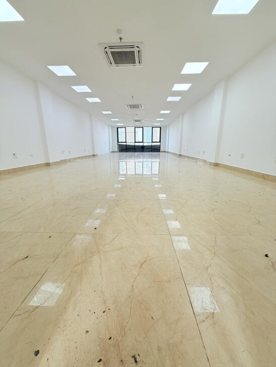 TÒA VĂN PHÒNG-Mặt phố Trần Vỹ (Lê Đức Thọ) 136m2/ 9T Thang máy, MT 6.5m – 78 Tỷ