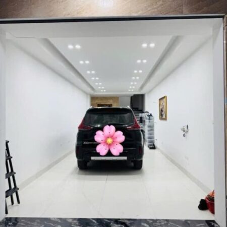 SIÊU PHẨM THANH XUÂN PHÂN LÔ Ô TÔ ĐỖ CỬA KINH DOANH CỰC ĐỈNH CHỈ 6.75 TỶ, LH 0975666943