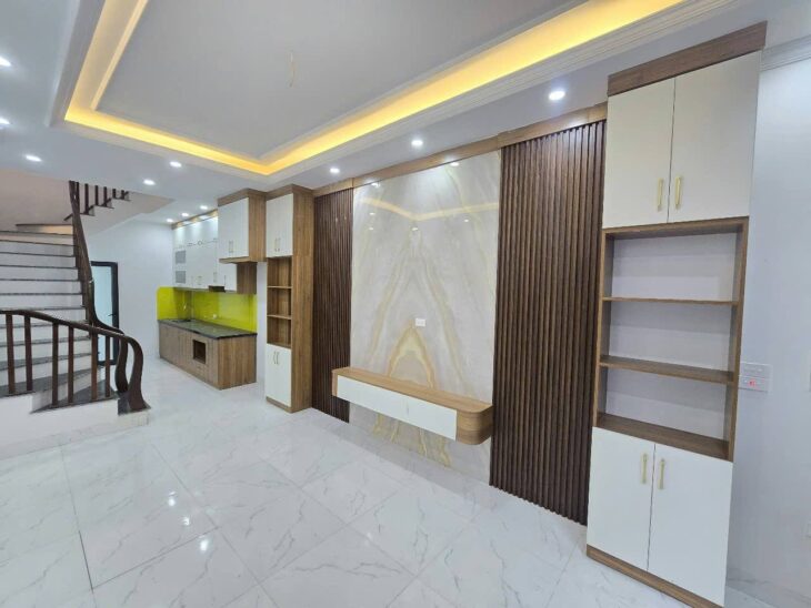 BÁN NHÀ HIẾM QUANG TRUNG ,HÀ ĐÔNG- 5 TẦNG, THANG MÁY, Ô TÔ, FULL NỘI THẤT. 3 MẶT THOÁNG.