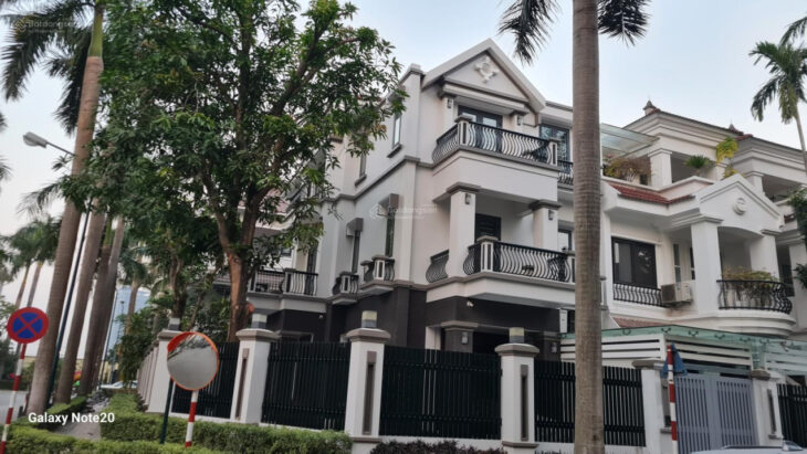 BÁN BIỆT THỰ 230M2 CIPUTRA ĐƯỜNG ĐÔI GIÁ RẺ NGANG CHUNG CƯ CAO CẤP BÁN BIỆT THỰ 230M2 CIPUTRA ĐƯỜNG ĐÔI GIÁ RẺ NGANG CHUNG CƯ CAO CẤP