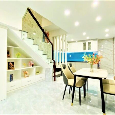 Nhà đẹp 3 tầng 49m2 HXH Cách Mạng Tháng Tám, quận 10 giá chỉ 5.5 tỷ
