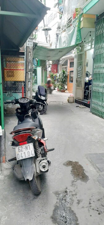 Nhà 2 tầng nở hậu hẻm thông đường Bùi Minh Trực P6Q8. Giá 3,28 tỷ bớt lộc