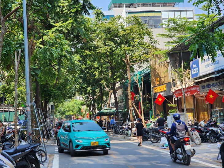 ???? Bán Nhà Mặt Phố Ẩm Thực Nguyễn Văn Tuyết, Đống Đa, 90m2 5T, MT 6m, Chỉ 43 Tỷ ????