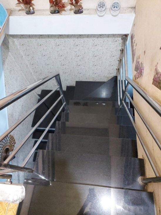 Nhà nở hậu hẻm Chánh Hưng P9Q8. Trệt,lửng. Giá 7,6 tỷ TL
