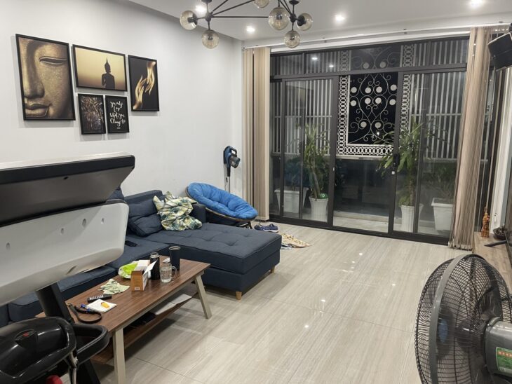 Giảm 300 triệu, bán gấp nhà TRẦN BÌNH TRỌNG, hxh, 5m x 12m, 4 lầu, 5 phòng, 5.6 tỷ