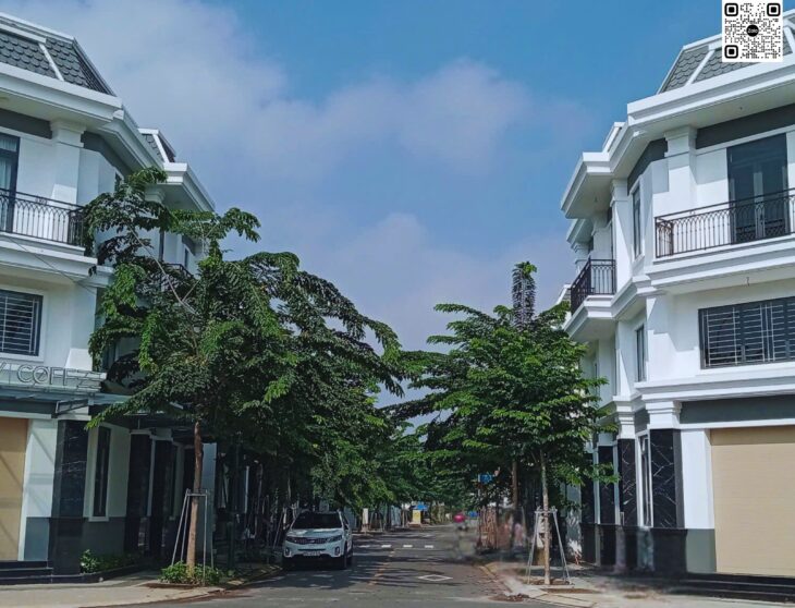 Nhà Phố Thổ Cư 100% (5x16m) Tại Hòa Lợi, Bến Cát – Giá 2,66 Tỷ – Gần VSIP 2, Đồng An 2, Cách TP Mới