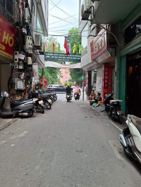 ???? Bán Nhà Mặt Phố Ẩm Thực Nguyễn Văn Tuyết, Đống Đa, 90m2 5T, MT 6m, Chỉ 43 Tỷ ????