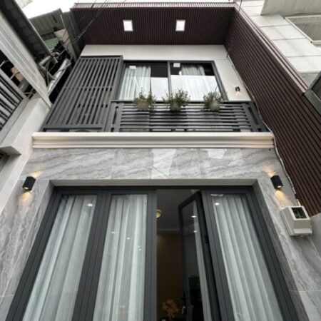 Nhỉnh 5 tỷ bán nhà PHÙNG VĂN CUNG – 40m2 – gần mặt tiền. Nhỉnh 5 tỷ bán nhà PHÙNG VĂN CUNG – 40m2 – gần mặt tiền.