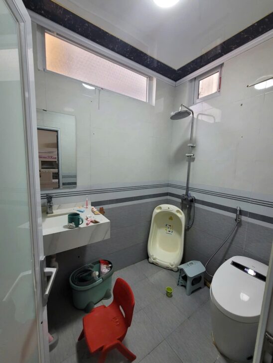 Hoàng Hoa Thám – 32m2 – 6 Tầng – Thang máy – 4m măt tiền – Ngõ thông – Kinh doanh