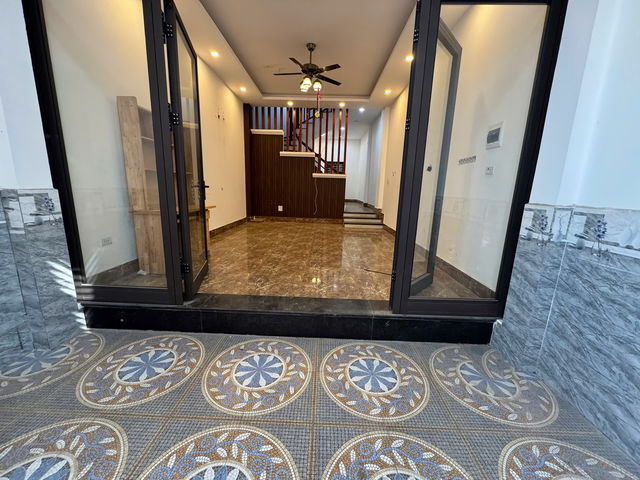 NHÀ ĐẸP Ô TÔ ĐỖ CỬA NGỌC THỤY- LONG BIÊN, 52M2, 4 TẦNG, MT4M, 8.5 TỶ.