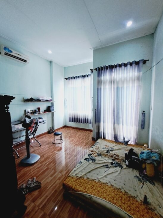 BÁN NHÀ CHỈ 1 SẸC Ở LÊ VĂN QUỚI, ĐƯỜNG NHỰA 10M BÌNH TÂN , 65M2, 2 TẦNG