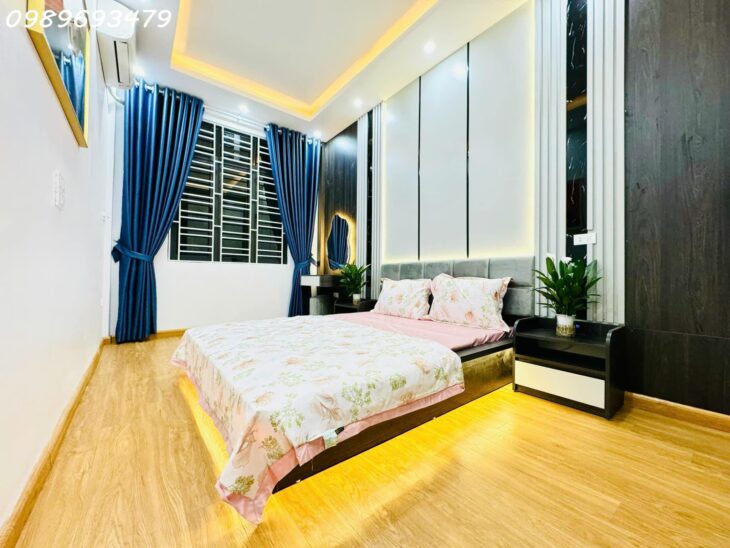 Nhà đẹp đón tết, Giá 7.8 tỷ Khương Trung, Thanh Xuân, 40m, 4 tầng, cách ô tô 15m, gần Hồ, an sinh
