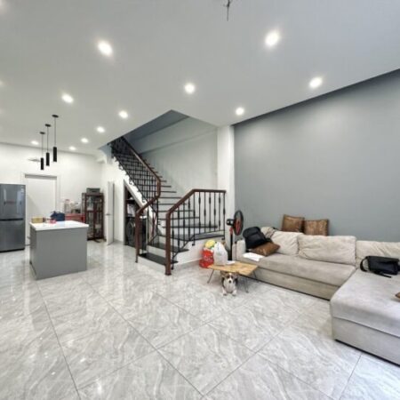 Bán Villa TRƯỜNG SA – HẺM Ô TÔ – 92m2 – 3 tầng kiên cố – nhỉnh 10 tỷ Bán Villa TRƯỜNG SA – HẺM Ô TÔ – 92m2 – 3 tầng kiên cố – nhỉnh 10 tỷ