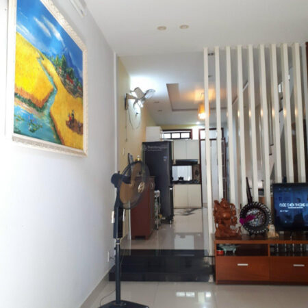 Bán Nhà 2 Tầng Hẻm Ô Tô Đường Tuệ Tĩnh, TP Nha Trang – Cách Biển 1 Phút Đi Bộ, Giá 5.5 Tỷ Bán Nhà 2 Tầng Hẻm Ô Tô Đường Tuệ Tĩnh, TP Nha Trang – Cách Biển 1 Phút Đi Bộ, Giá 5.5 Tỷ