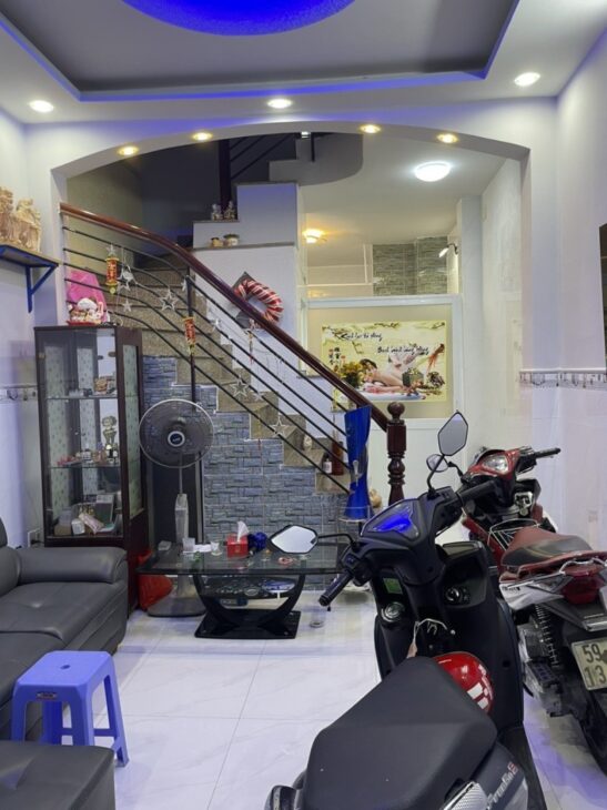 Bán nhà 4 tầng NGUYỄN ĐÌNH CHIỂU – 5 phòng ngủ ngay PHAN XÍCH LONG