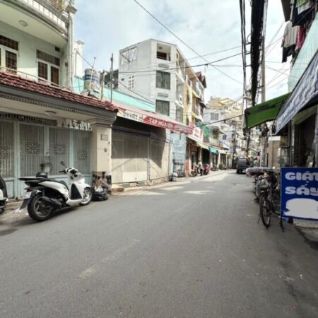 Nhà MẶT TIỀN đường NGUYỄN THƯỢNG HIỀN – B THẠNH – nở hậu 10m x 17m. Nhà MẶT TIỀN đường NGUYỄN THƯỢNG HIỀN – B THẠNH – nở hậu 10m x 17m.