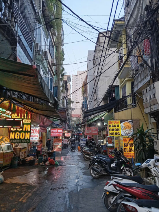 ‘BÁN NHÀ PHỐ AO SEN, CON NGỖNG ĐẺ TRỨNG VÀNG, 44m, 16 t