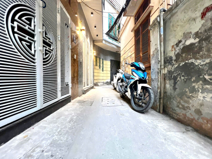 Nhà độc – cực hiếm hót 2 thoáng vĩnh viễn chỉ còn có sót lại tại Hào Nam – gần Tôn Đức Thắng – Chỉ