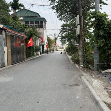 48m2 nhà c4 KIM NỖ Đông Anh