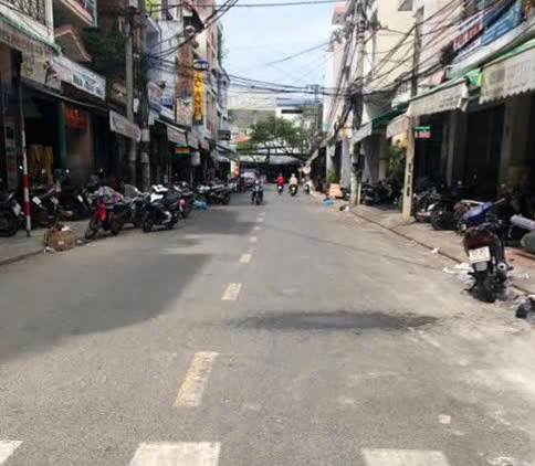 # Nhà Mặt Tiền kinh Doanh đường 7.5m ngay Big C, 3 tầng, 4.xx tỷ