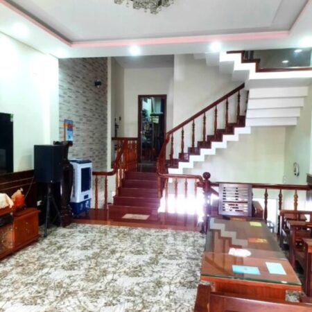 # Mặt Tiền Nguyễn Hữu Thọ, 83m2, 4 tầng còn Mới, Xịn, Kinh Doanh tuyệt đỉnh, 12.x tỷ # Mặt Tiền Nguyễn Hữu Thọ, 83m2, 4 tầng còn Mới, Xịn, Kinh Doanh tuyệt đỉnh, 12.x tỷ
