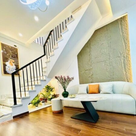 ♥ Nhà Kiệt Phạm Văn Nghị gần ĐH Duy Tân, 37m2, 2 tầng đẹp xinh, 2.x tỷ