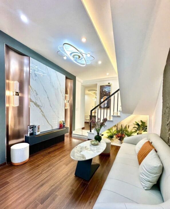 ♥ Nhà Kiệt Phạm Văn Nghị gần ĐH Duy Tân, 37m2, 2 tầng đẹp xinh, 2.x tỷ