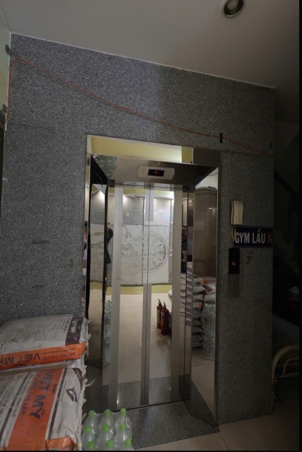 BÁN TÒA NHÀ 6 TẦNG MẶT TIỀN HÀ HUY GIÁP 14X20M2 – VỊ TRÍ ĐẮC ĐỊA