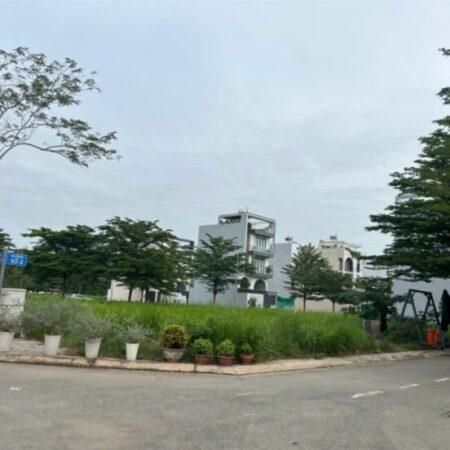 Sốc, đất sổ đỏ 94m giá chỉ 5.3 tỷ ở đường Đào Sư Tích, hẻm xe hơi