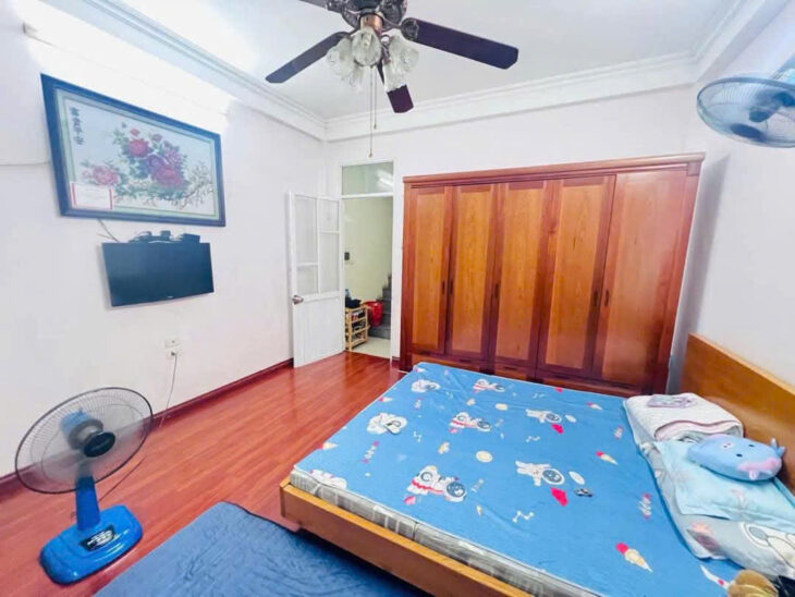 Bán nhà 603 Lạc Long Quân 7T thang máy, view Hồ Tây, ô tô KD VP, SPA 40m nhỉnh 9 tỷ