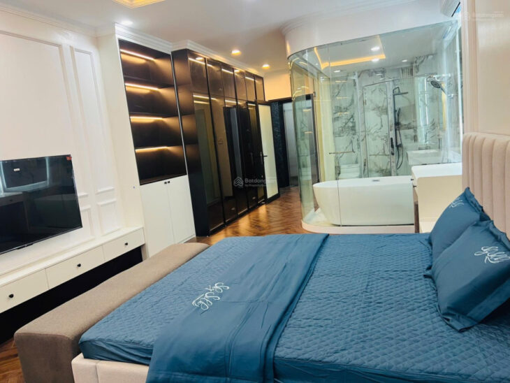 Cần bán nhà tại KĐT Văn Khê DT 48m2 full nội thất mới tinh – thang máy – phân lô – ô tô tránh –