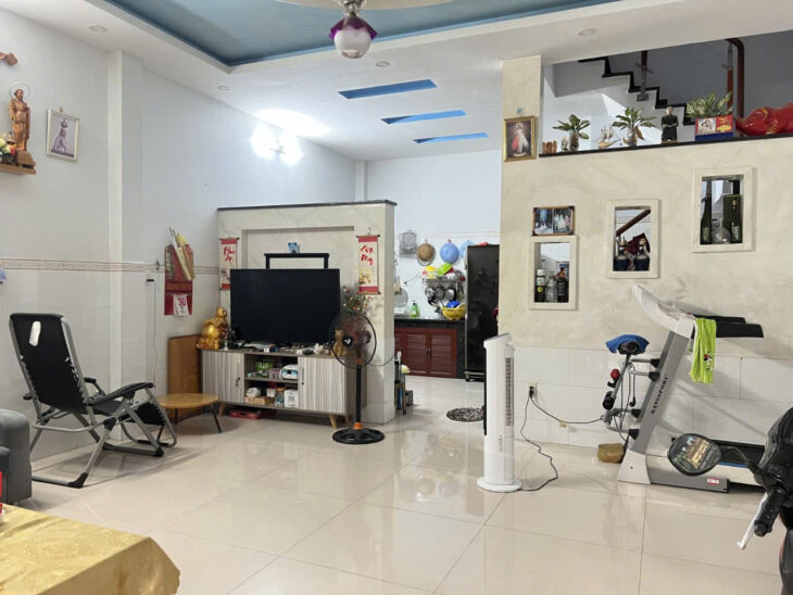 Bán nhà 60m², 2 tầng, 3PN, 2WC, Lê Văn Quới, Bình Tân – 5.7 tỷ