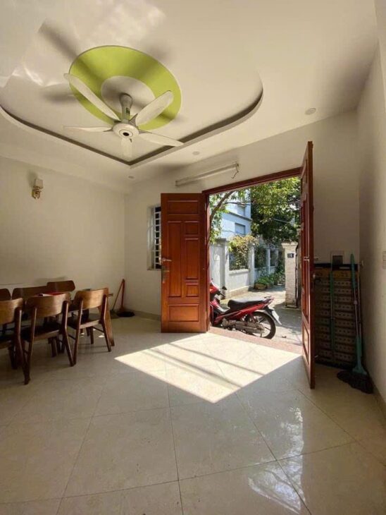 NHÀ ĐẸP ĐÓN TẾT- LÔ GÓC TRẦN CUNG – 34M2 X 5 TẦNG – NGÕ BA GÁC – 6.4 TỶ