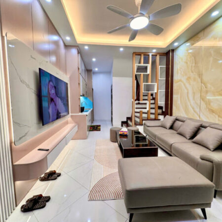 NHÀ ĐẸP VÕ CHÍ CÔNG – NGÕ THÔNG Ô TÔ – 35M2 X 5 TẦNG – 6.75 TỶ – ĐÓN TẾT MỚI