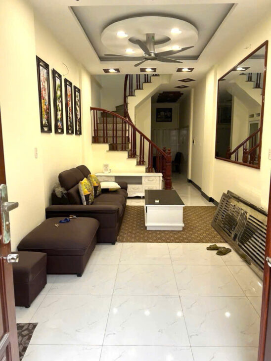 BÁN NHÀ NGÕ ĐẠI TỪ – NGÕ RỘNG THÔNG VỊ TRÍ ĐẸP GẦN HỒ LINH ĐÀM