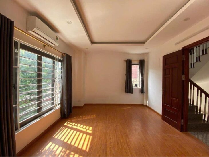 NHÀ ĐẸP ĐÓN TẾT- LÔ GÓC TRẦN CUNG – 34M2 X 5 TẦNG – NGÕ BA GÁC – 6.4 TỶ