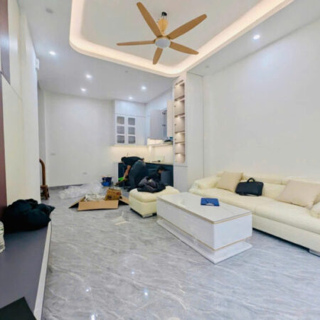 Bán nhà Phố Hào Nam_Hai mặt ngõ_Ngõ thông gần mặt phố_35mx4T_Giá: 7.68 Tỷ.