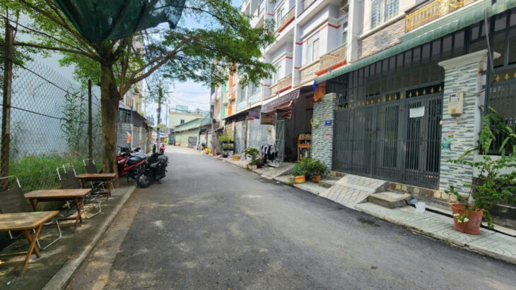 Nhà hẻm xe hơi 2177 Huỳnh Tấn Phát, 4 tầng, 6.5 tỷ