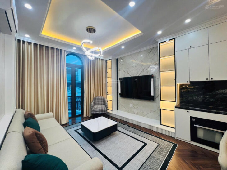 Cần bán nhà tại KĐT Văn Khê DT 48m2 full nội thất mới tinh – thang máy – phân lô – ô tô tránh –