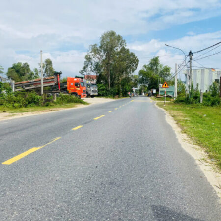 Đất mặt tiền DT 605 Thái Cẩm – Điện Tiến giáp giới Đà Nẵng giá sập hầm