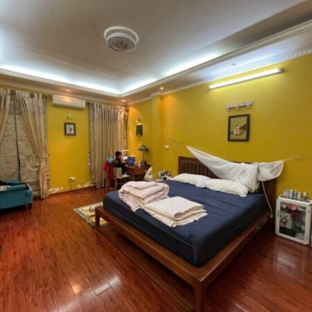 Bán nhà 6 tầng thang máy Nguyễn Chí Thanh, nội thất đẳng cấp, 2 thoáng trước sau, oto, giá chỉ 18.6 Bán nhà 6 tầng thang máy Nguyễn Chí Thanh, nội thất đẳng cấp, 2 thoáng trước sau, oto, giá chỉ 18.6