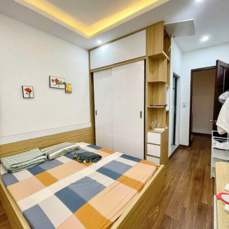 Bán nhà Phố Hào Nam, Lô góc ba thoáng, Nội thất đẹp ở ngay, 29mx5T, Giá: 6.8 Tỷ, Lh: 0396935190.