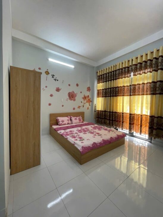 Nhà Mới Ở Ngay, 60m2 Chưa Tới 5 Tỷ, Hẻm Oto Vào Nhà, Hiệp Thành – Quận 12.