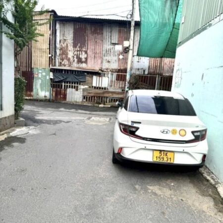 Bán nhà Hẻm xe hơiTrường Chinh, Quận Tân Phú, 60m², 4,8 tỷ.