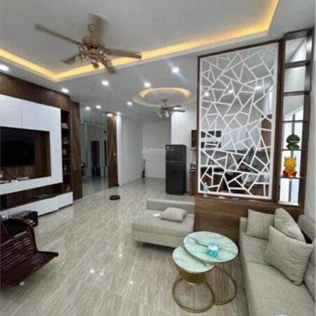 Bán nhà cấp 4 mới hẻm ô tô TTTP phường Ngọc Hiệp sổ hồng hoàn công Bán nhà cấp 4 mới hẻm ô tô TTTP phường Ngọc Hiệp sổ hồng hoàn công